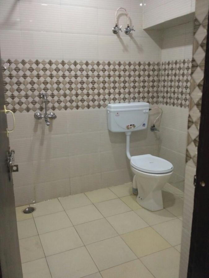 Hotel Atithi Galaxy Kanpur Exterior foto